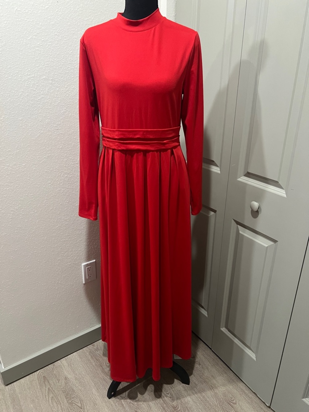 HALARA Red Long-Sleeve Maxi Dress with High Neck